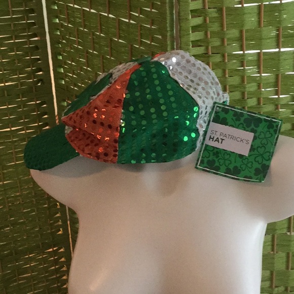 🍀NWT Shamrock Glitter Must Have Fun Baseball Cap - Picture 2 of 7